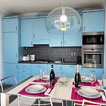 With Swimming Pool, View, Parking - Larihome A72 * San Siro (Lombardy)