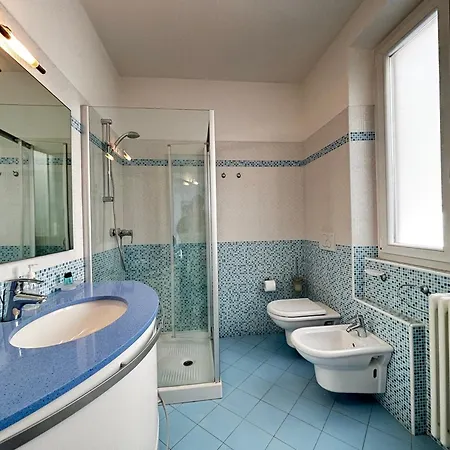 Апартаменты With Swimming Pool, View, Parking - Larihome A72
