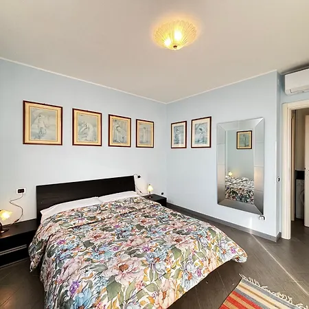 Апартаменты With Swimming Pool, View, Parking - Larihome A72